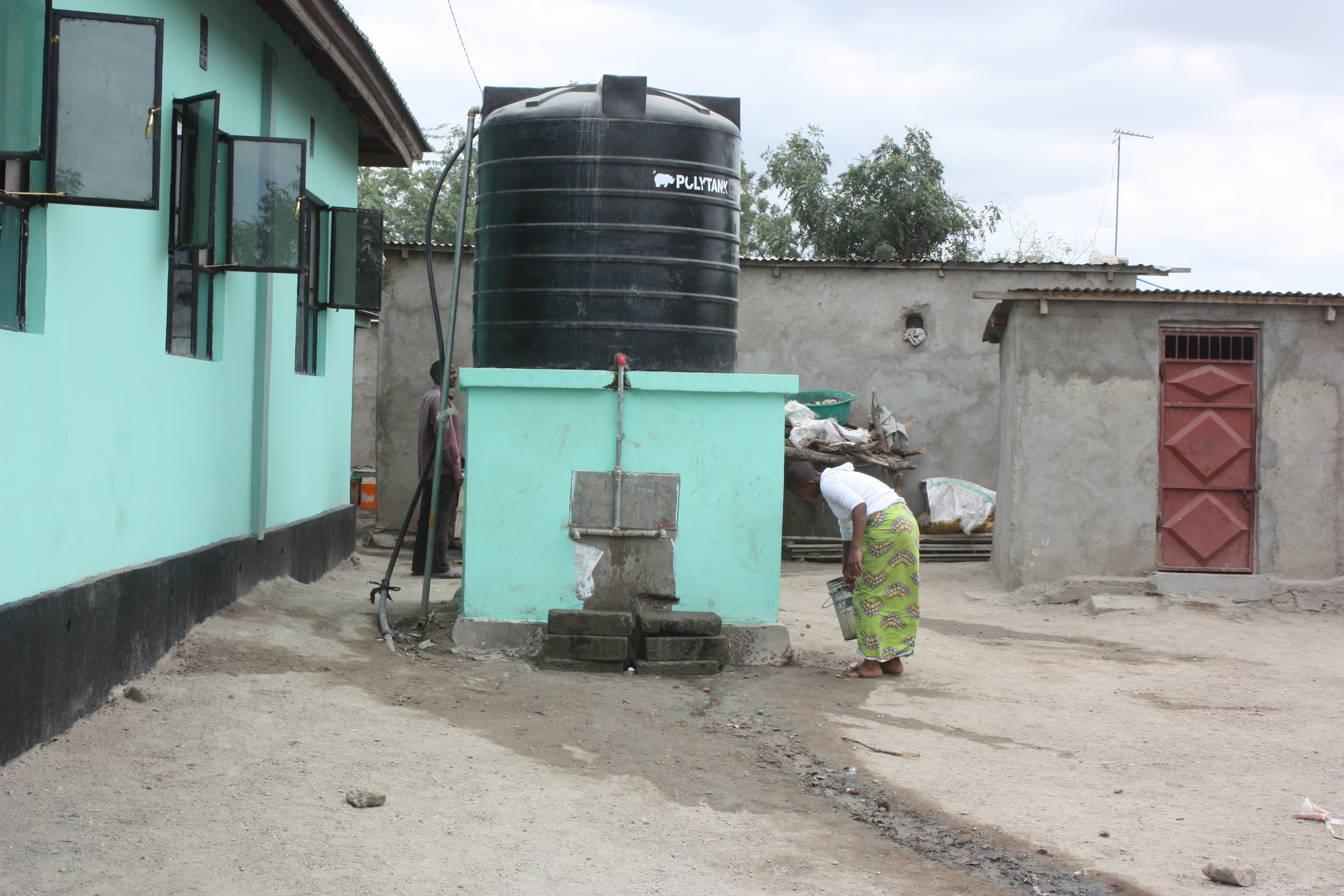 멜라라니교회 우물.JPG